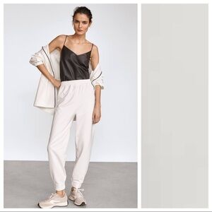 NWT. Massimo Dutti White Cotton Jogging Fit Trousers. Size S.